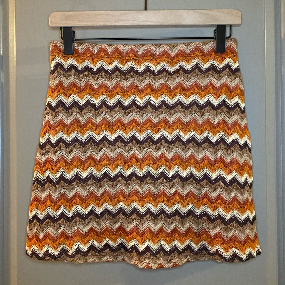 Crochet fitted skirt